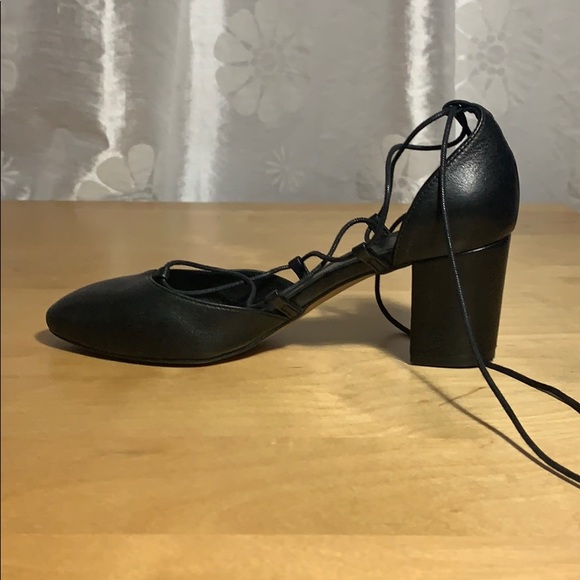 L’intervalle heels - Picture 1 of 4